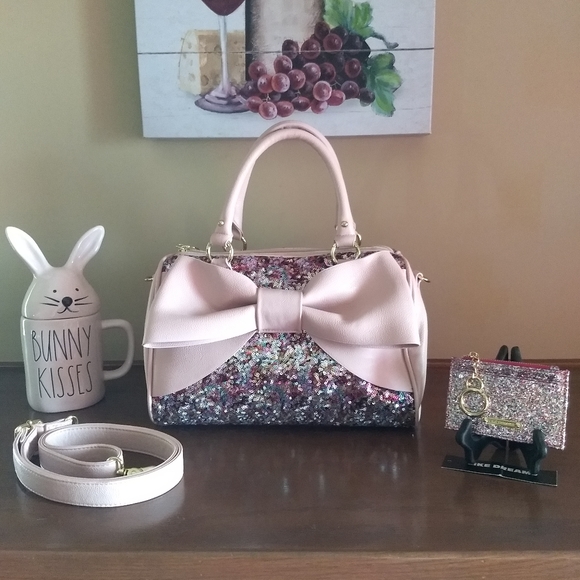 Betsey Johnson Handbags - 🎀💗 Betsey Johnson Blush Bow Multi Sequin Satchel